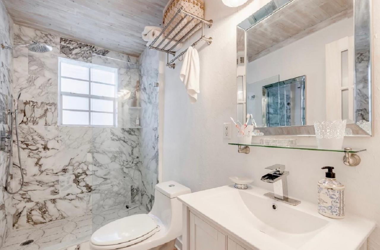 Vila Tropical Designer House In Heart Of Antique Row Wpb West Palm Beach Exteriér fotografie
